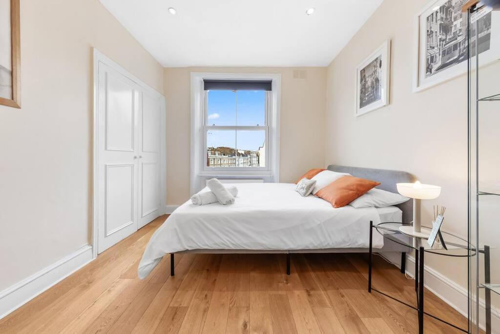Spacious Sleep 11 With Terrace In Earls Court Ec99 Λονδίνο Εξωτερικό φωτογραφία