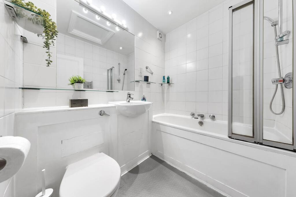 Spacious Sleep 11 With Terrace In Earls Court Ec99 Λονδίνο Εξωτερικό φωτογραφία
